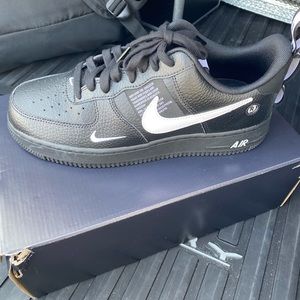 Black Nike Air Forces